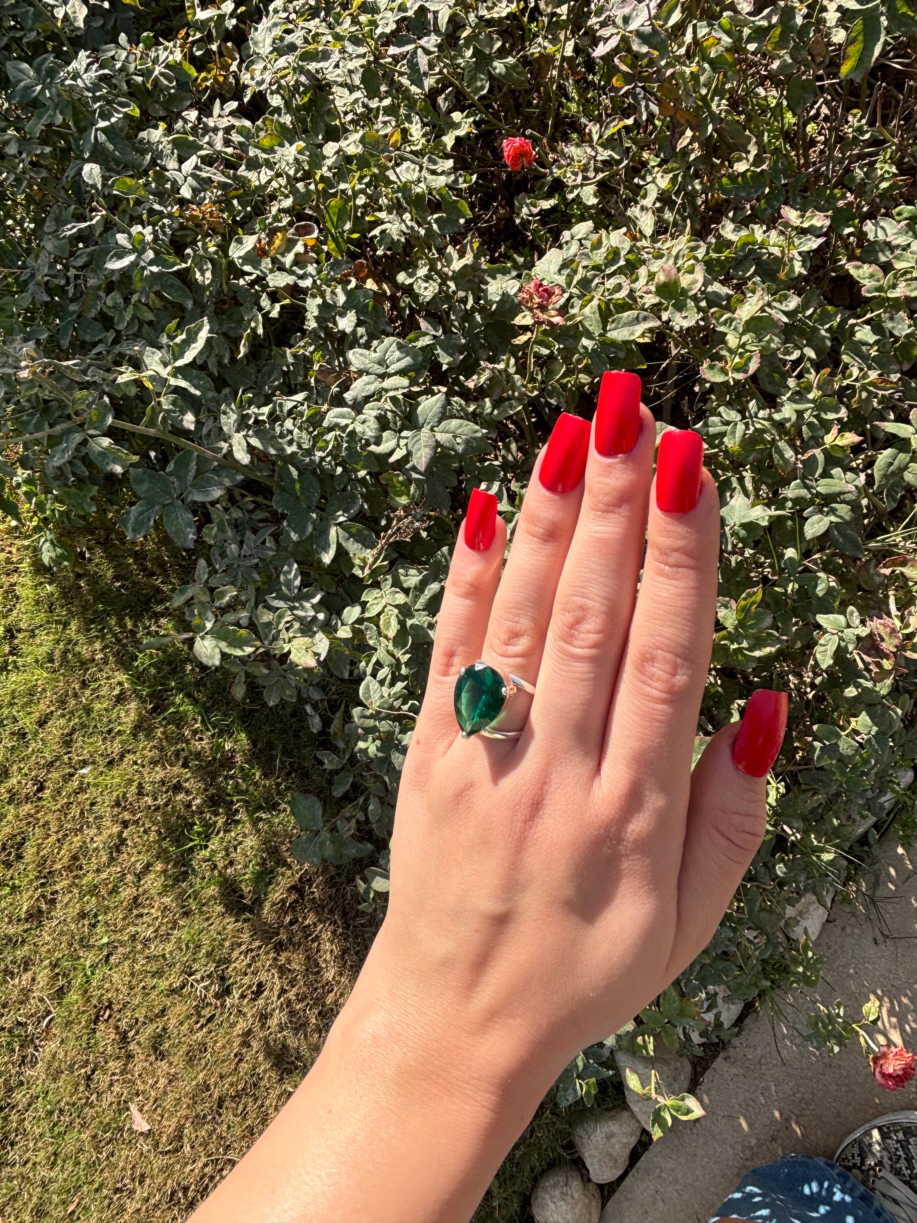 Emerald Tear drop Ring