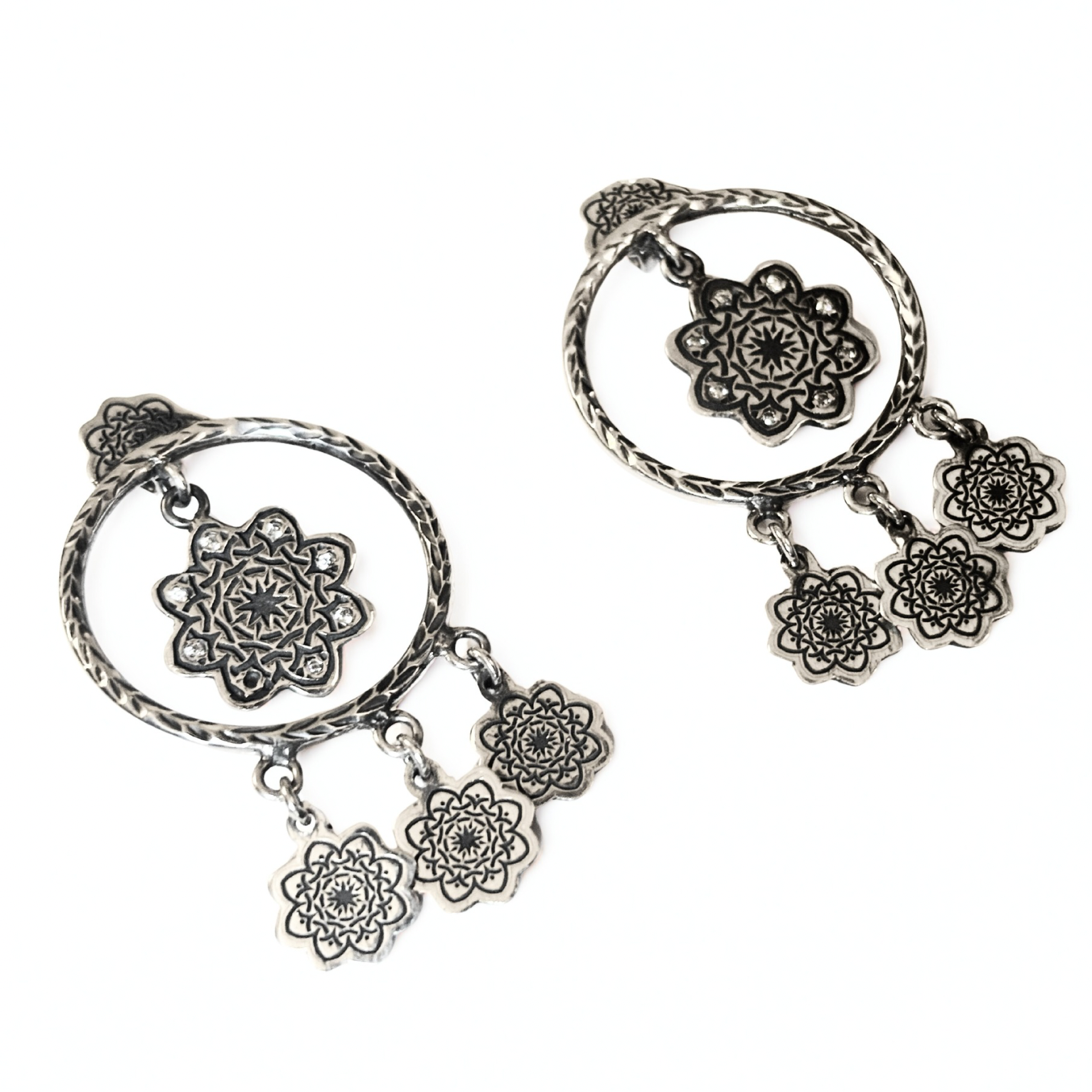 حلق الوردة النجمه العربى