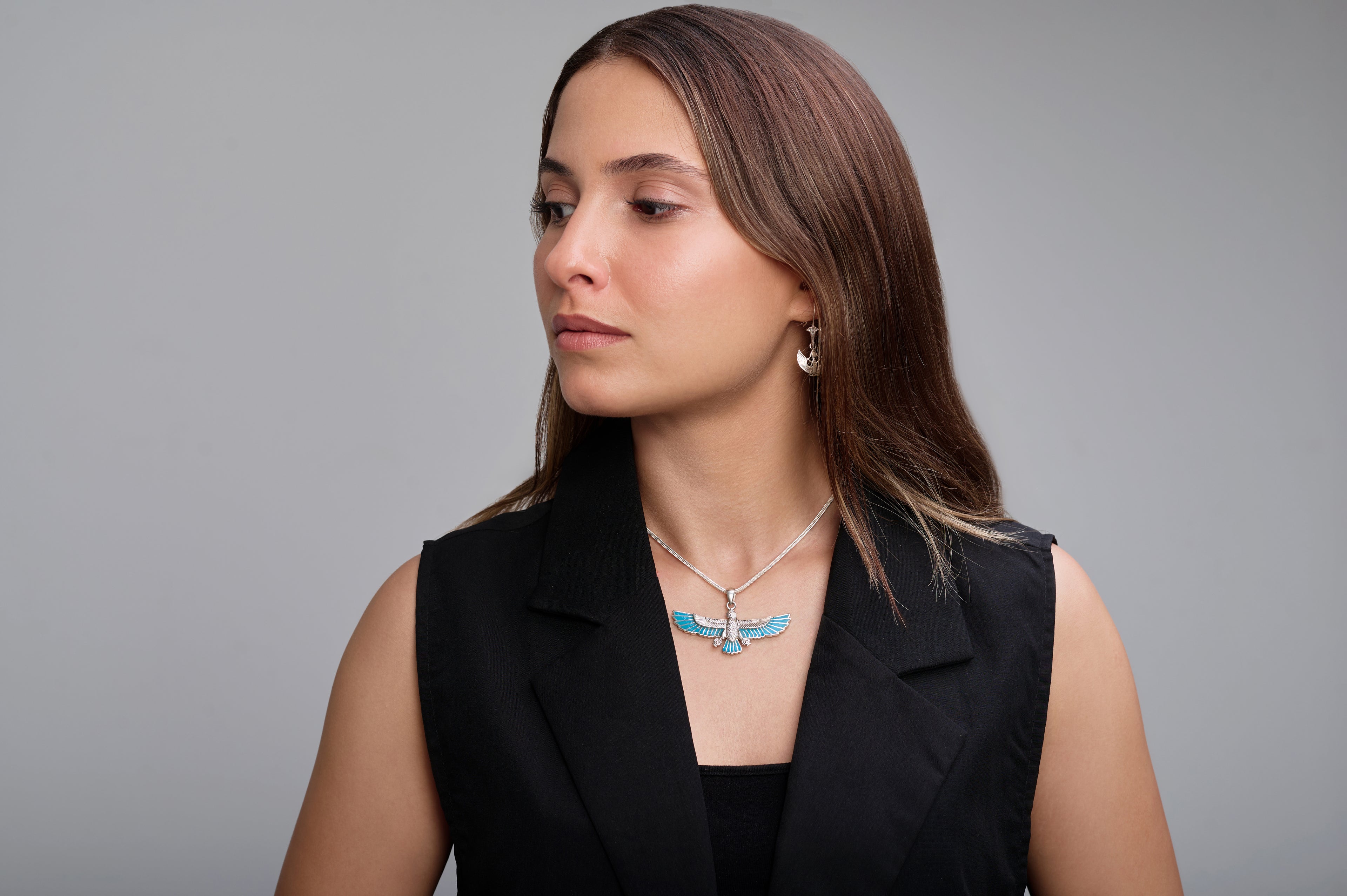 Horas wings royal Necklace