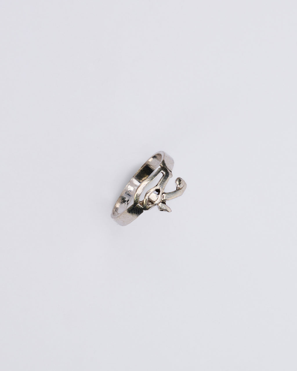 Ein Horas Silver ring